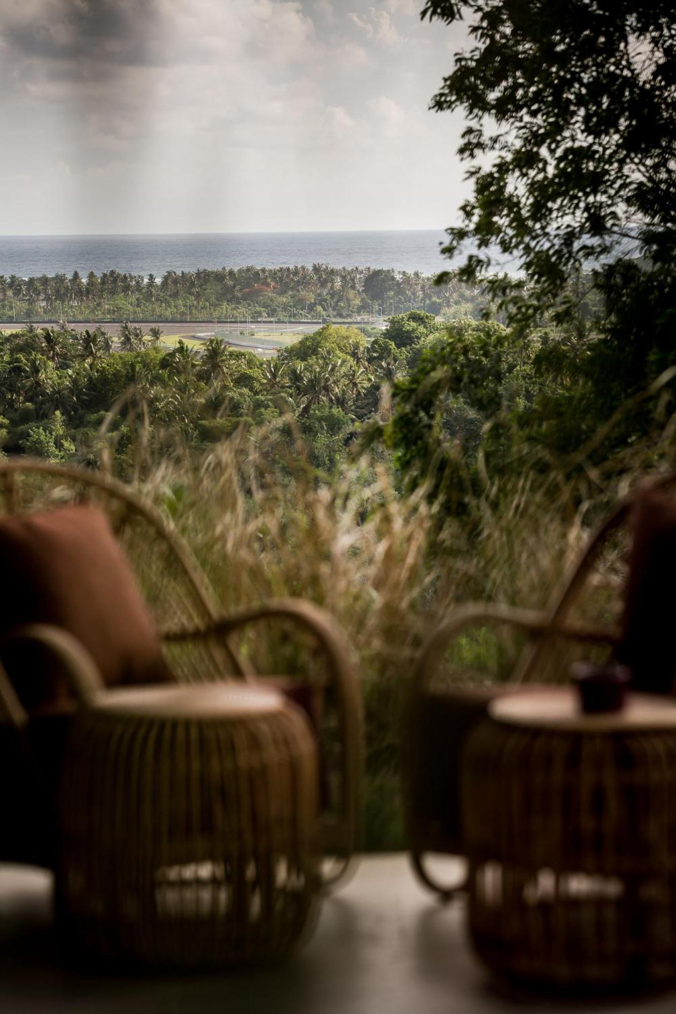 Drop In Surf Lodge Kuta  Екстериор снимка